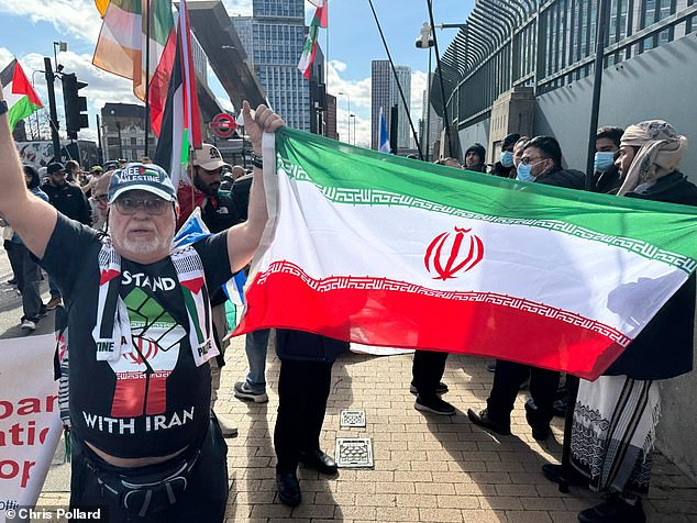 Pro-Iran demonstrators gather for London Al-Quds ‘hate rally’ with 1,000 riot police on alert