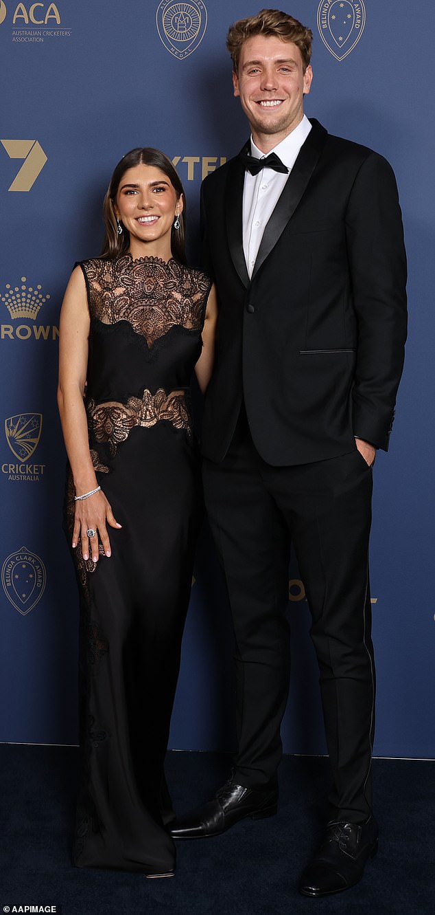 $4million Aussie cricket star has a spectacular dummy spit over one simple question