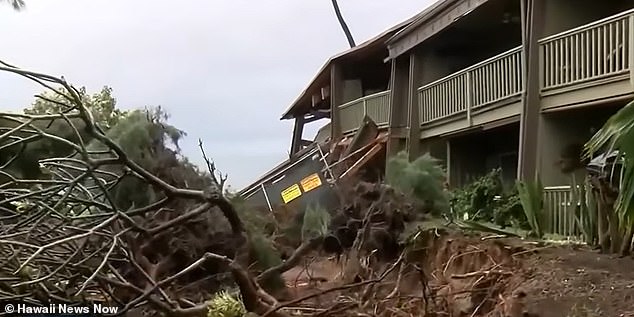 Oceanside condo building in paradise Hawaii resort suffers partial COLLAPSE as historic floods ravage island