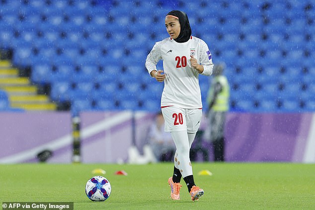 Iranian footballer who has returned to her home nation claims Australian police were pressuring players to stay