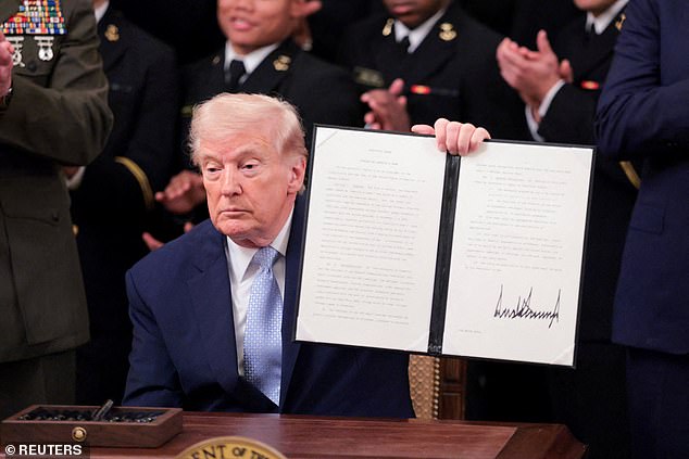 Donald Trump signs bombshell college football executive order to help preserve historic Army-Navy rivalry game