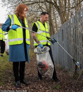 Labour rebels threaten Commons showdown over crackdown on migration