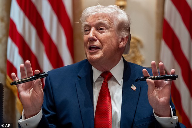 Trump to sign order to ‘immediately pay our TSA Agents’ amid airport chaos over partial shutdown