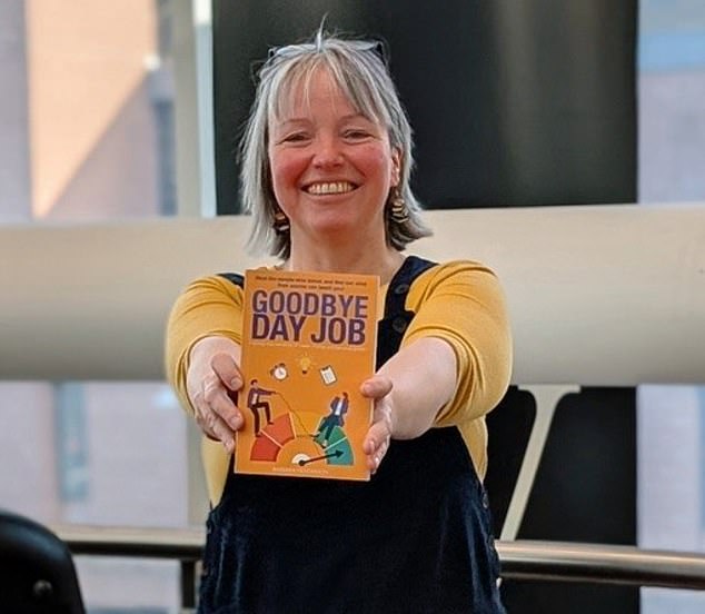 How to give up that very boring job you hate… and make your widest dreams come true!