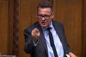 Labour MP Karl Turner suspended by party after leading rebellion over plan to limit jury trials and criticising Keir Starmer
