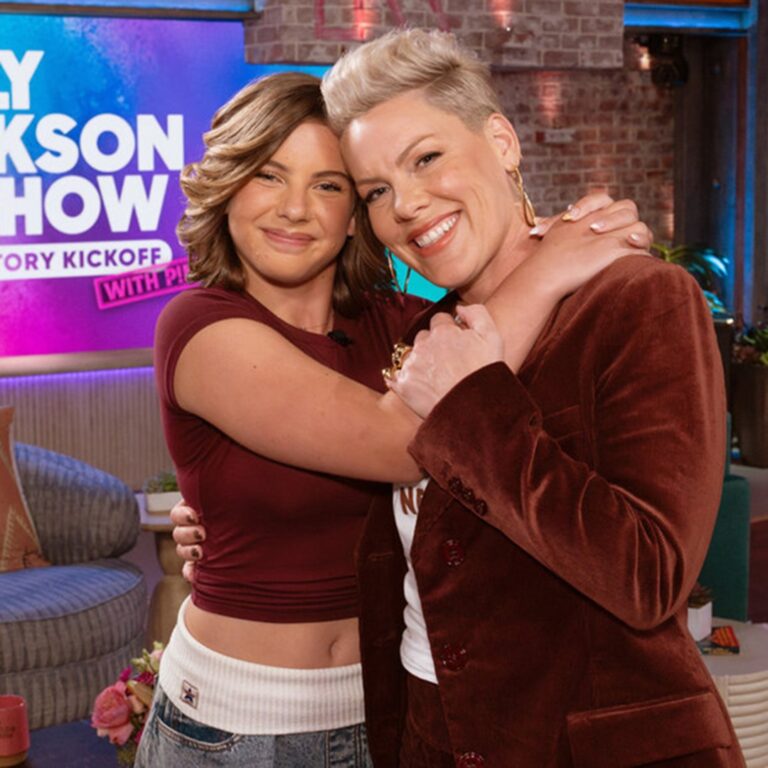 Pink’s Daughter Willow Hart on Kelly Clarkson Show