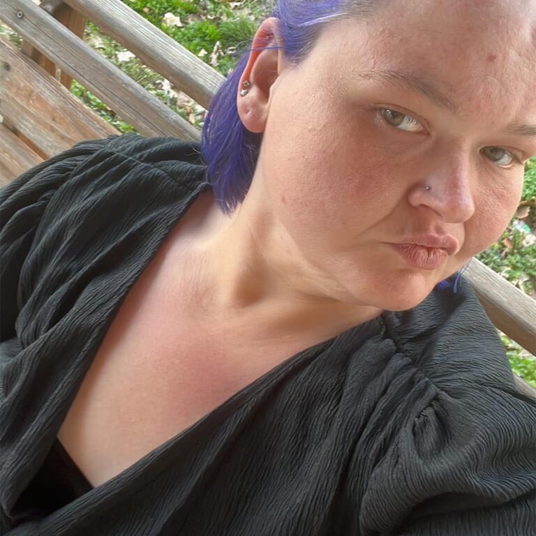 1,000-Lb. Sisters Amy Slaton Refused Fake Lashes at Wedding Post Surgery