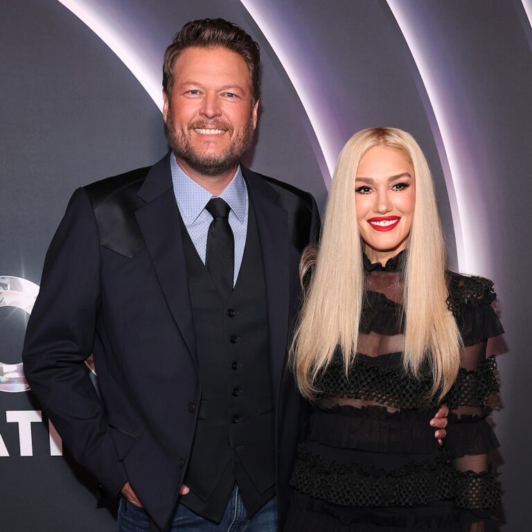 Blake Shelton, Gwen Stefani Build Garden on Oklahoma Farm in New Video