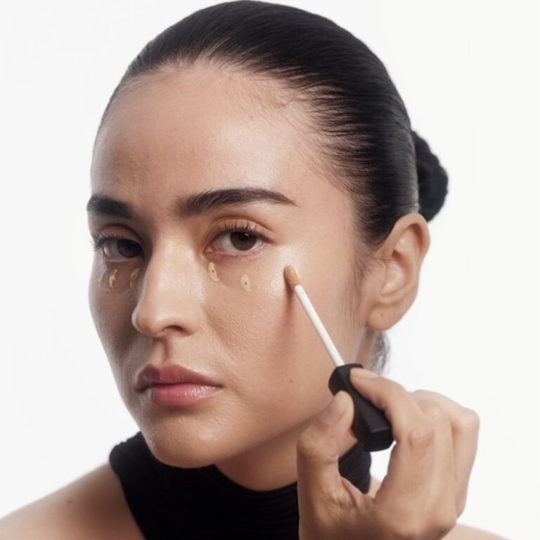 The Best Concealers for Dark Spots & Blemishes Are on Sale at Amazon