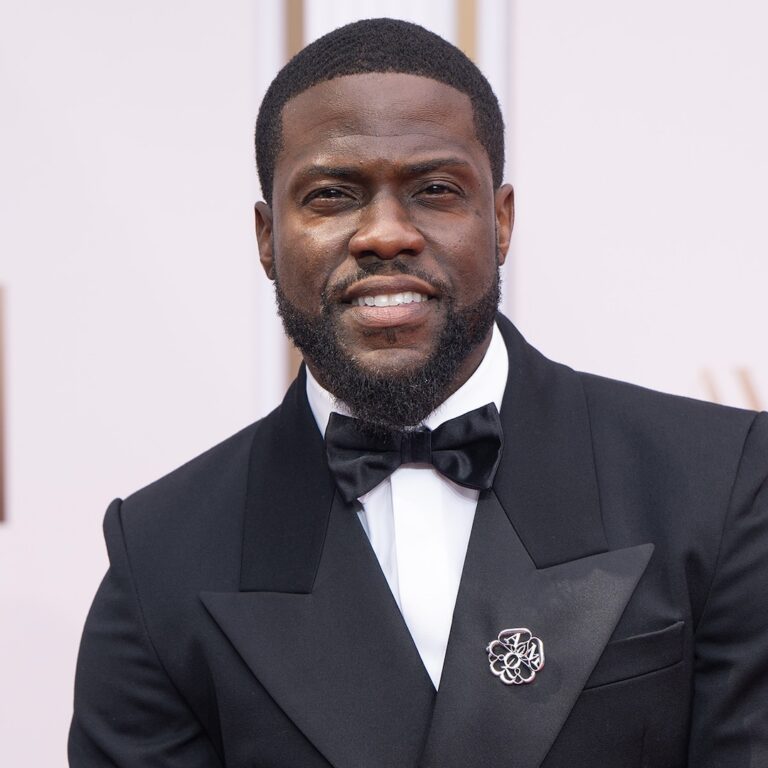 Kevin Hart Reacts to New Wax Statue, Slams Appearance