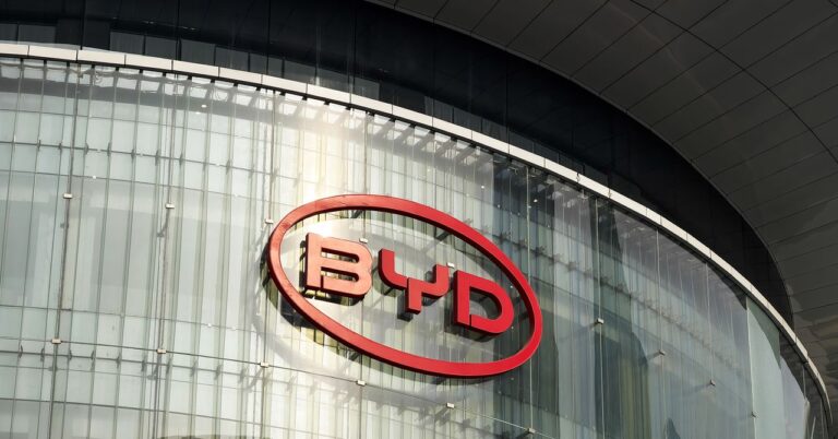 How BYD Got EV Chargers to Work Almost as Fast as Gas Pumps