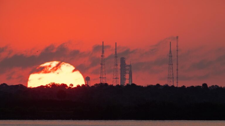 Sun rises on Artemis 2 launch pad photo of the day for March 30, 2026