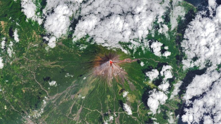 Satellite spies an erupting volcano photo of the day for March 13, 2026