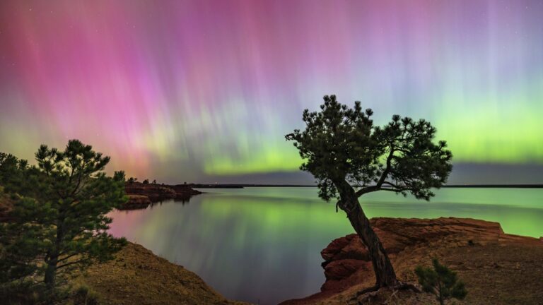 Powerful geomagnetic storm could spark northern lights as far south as Illinois on March 19