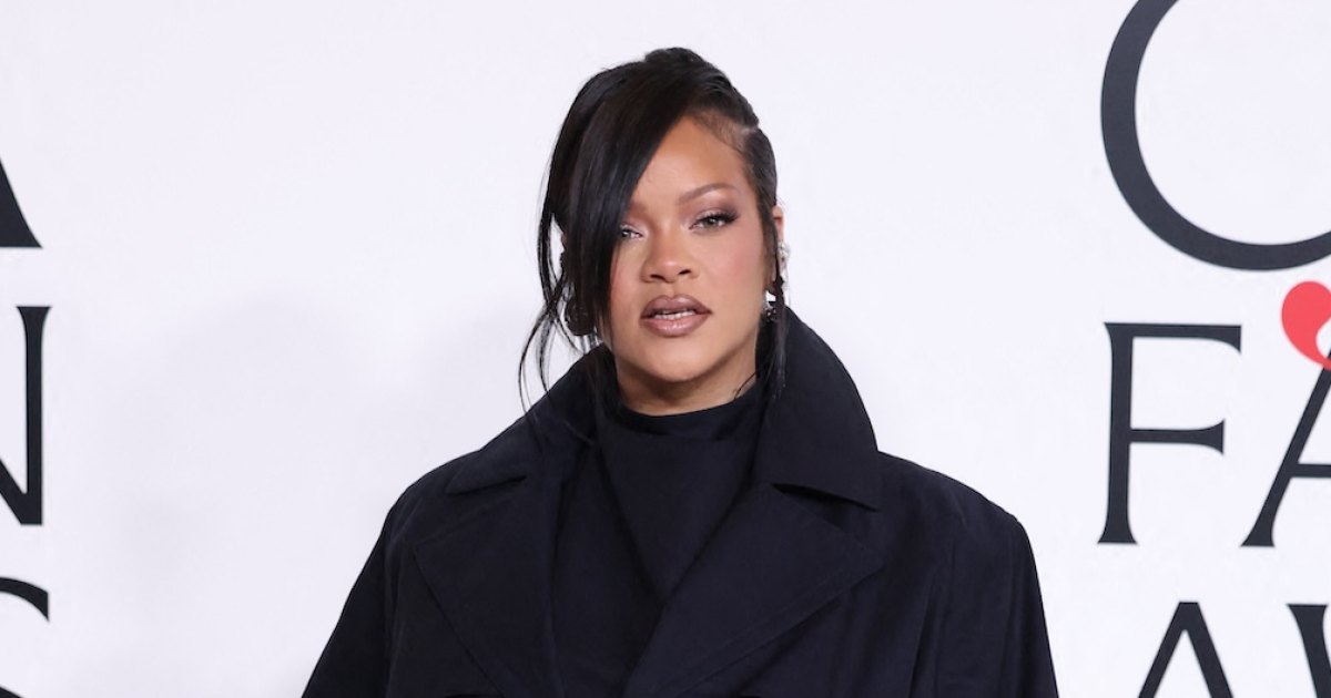 GettyImages-2244406093-Rihanna.jpg