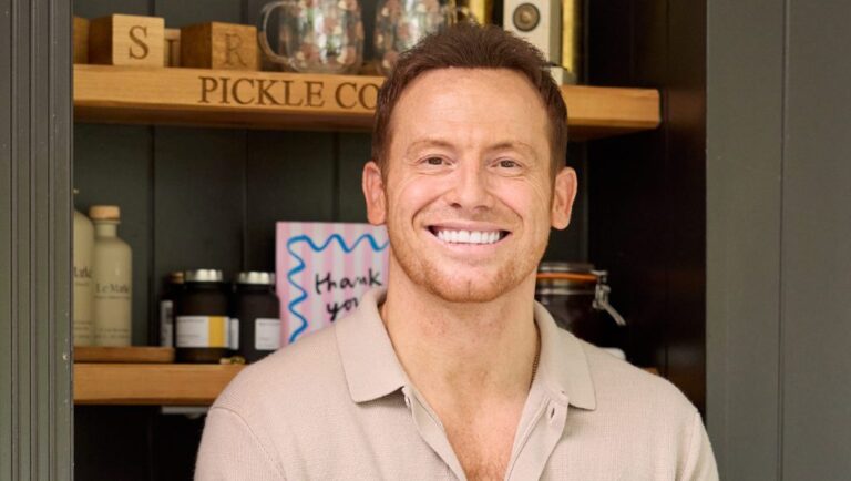 ‘Stacey & Joe’ Star Joe Swash Signs For Off Limits Group From YMU