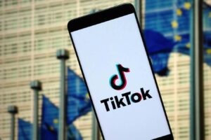 Undisclosed ads on TikTok skirt ban on profiling minors
