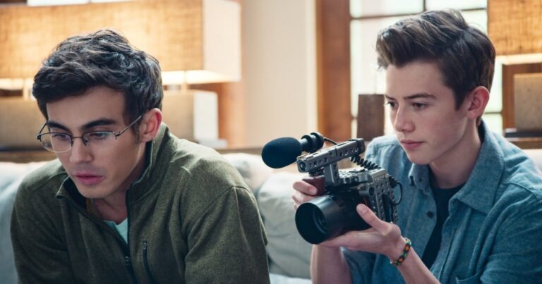 3 Underrated Netflix Shows With Great Rotten Tomatoes Scores, Ranked (March 2026)