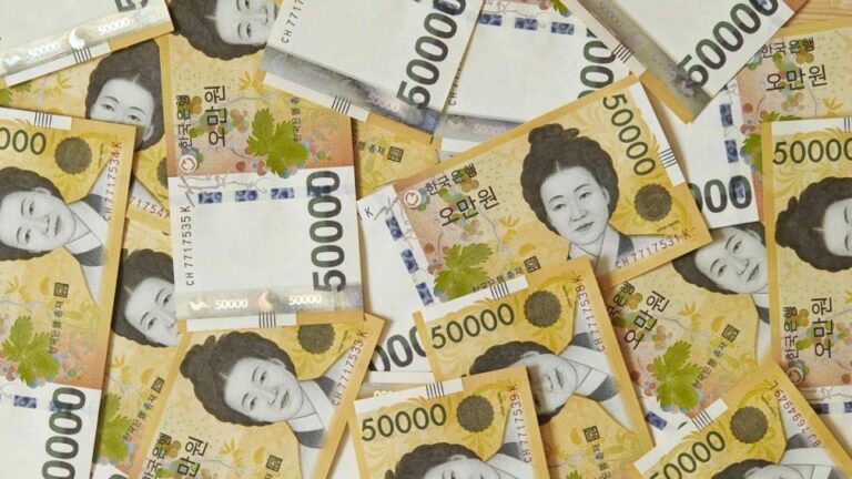 South Korea crypto liquidity tumbles as stablecoin balances plunge 55% and stock heat up
