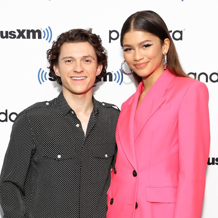 Zendaya, Tom Holland Married: See Gold Band