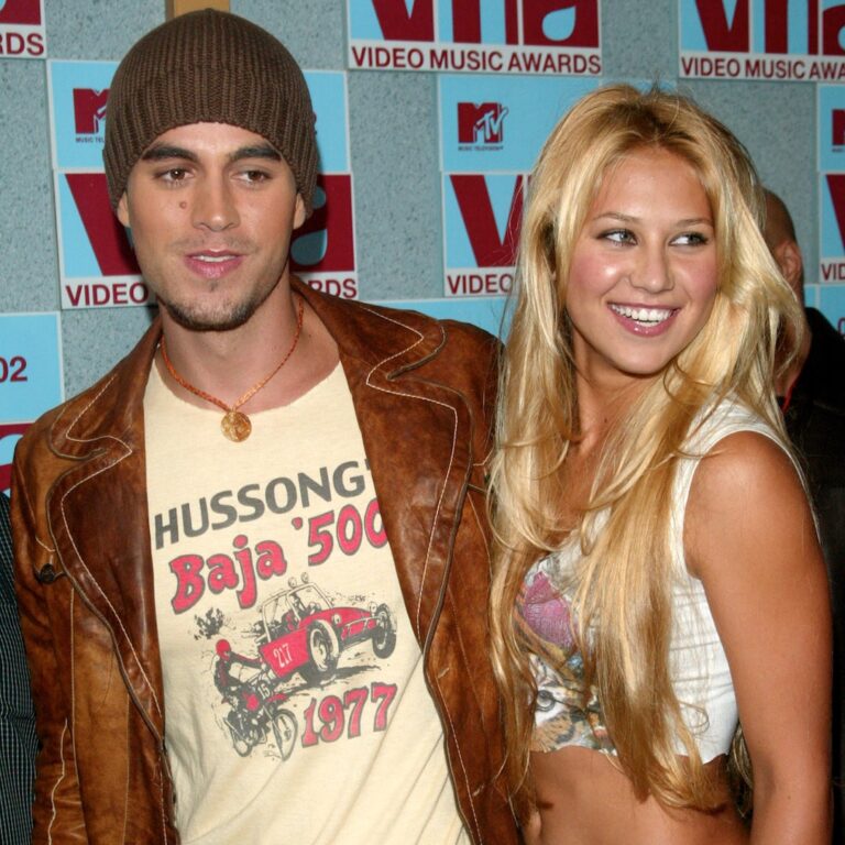 Enrique Iglesias, Anna Kournikova Reveal Baby Boy’s Name Romeo