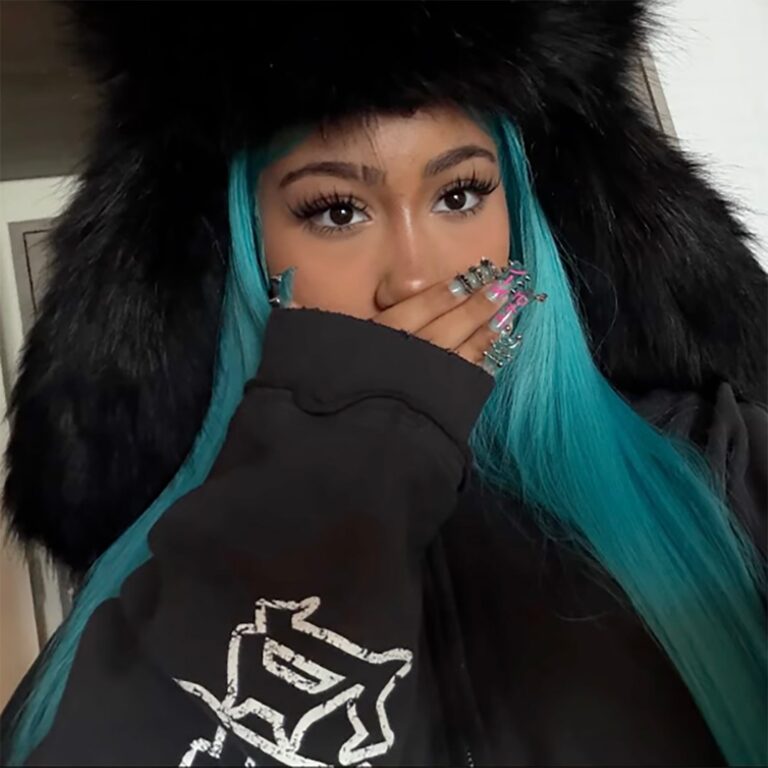 North West Manicure With Spikes, Piercings