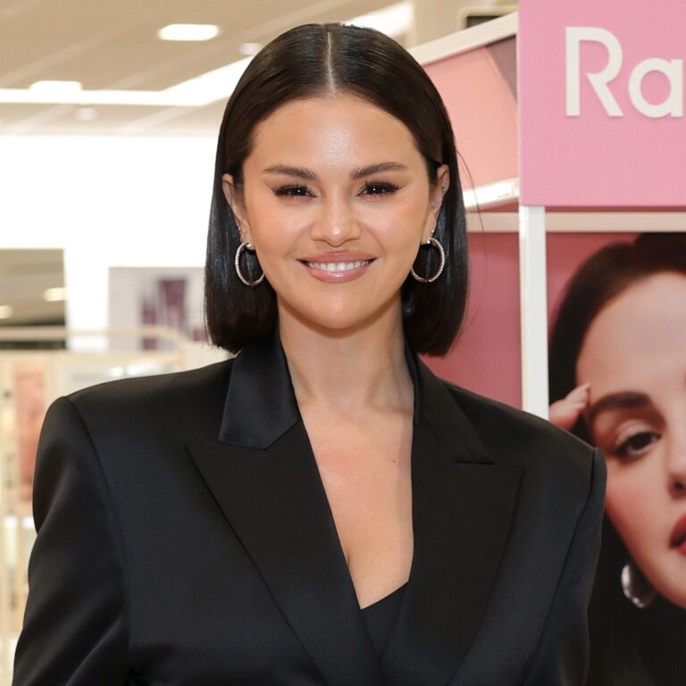 Selena Gomez Velvet Edge Cut Hair Transformation