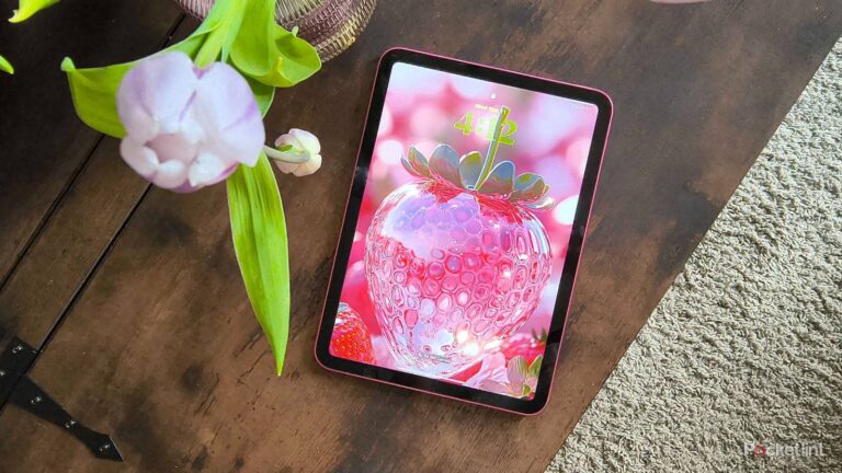 I made my iPad lock screen a 3D work of art