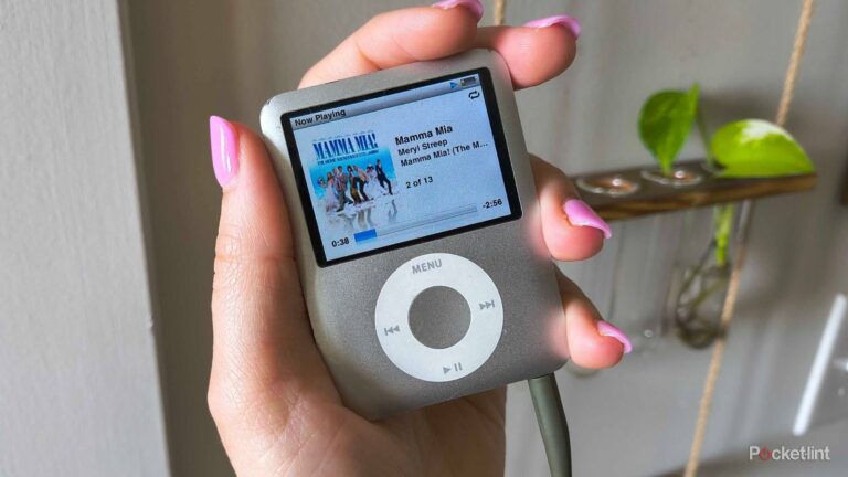 I carried an old iPod nano everywhere for a week, and it changed how I listen to music