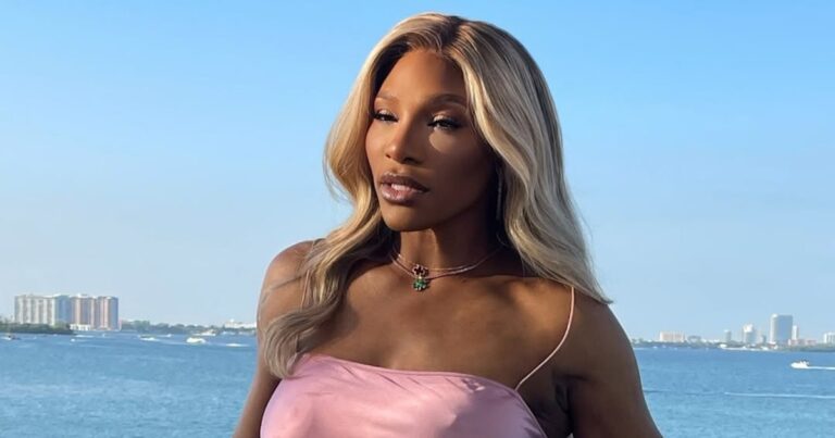 Serena Williams Goes Braless Underneath Pink Silk Dress