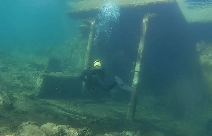 2,400-Year-Old Underwater Structures Discovered Beneath Dicle Dam Lake In Türkiye