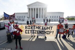 Trump stares down SCOTUS justices face-to-face as they criticize his ‘quirky’ plan to stop birthright citizenship – in a dramatic FIRST for a sitting President