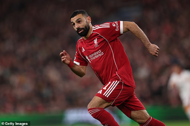 ‘Don’t leave under a cloud’: Steven Gerrard reveals ‘direct’ chat he had with Mo Salah following public fallout with Arne Slot – and explains why ‘the timing is right’ for Liverpool forward’s exit