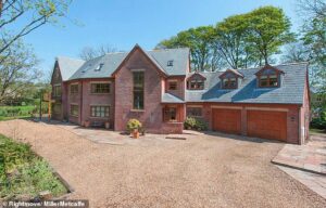 Helen Flanagan’s money woes go on as ex-WAG finally sells marital home – £500k below the asking price