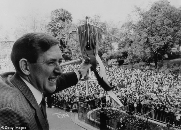 With Tottenham on the brink of a humiliating relegation – and a desperate lack of leaders in north London – how would club legend Danny Blanchflower have reacted, asks MATT BARLOW