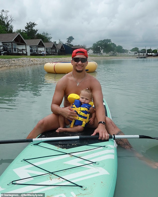 Patrick Mahomes’s gruesome scar from torn ACL surgery revealed in adorable family vacation photos