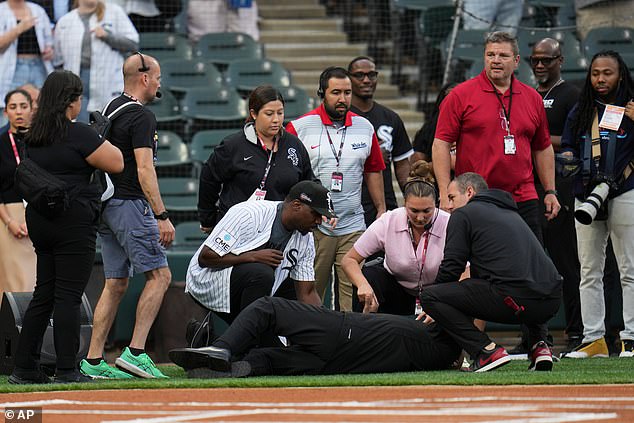 Chicago White Sox anthem singer collapses while performing in terrifying medical emergency