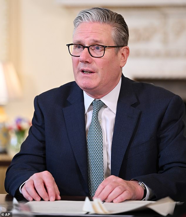 Starmer ‘is going to set the record straight over Mandelson failing his security vetting’… next week