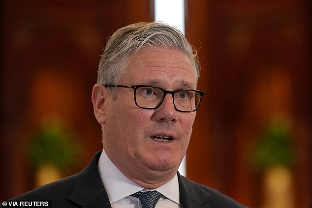 Bombshell that could spell the end: Starmer is on the brink as his ‘lies’ are exposed as No10 admits Mandy failed security vetting… and PM pleads ignorance