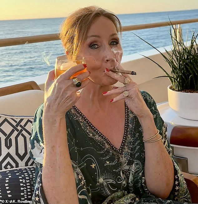 JK Rowling accuses ‘exceptionally arrogant’ Alastair Campbell and Rory Stewart of ‘dripping with classism and misogyny’ in gender row