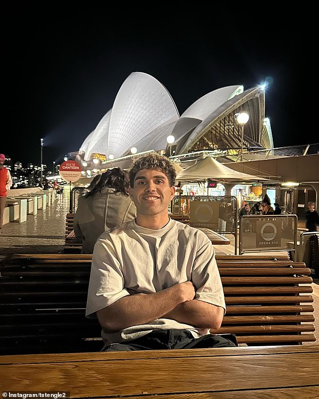 Concern for AFL star Tyson Stengle as he leaves club in the dark over worrying behaviour