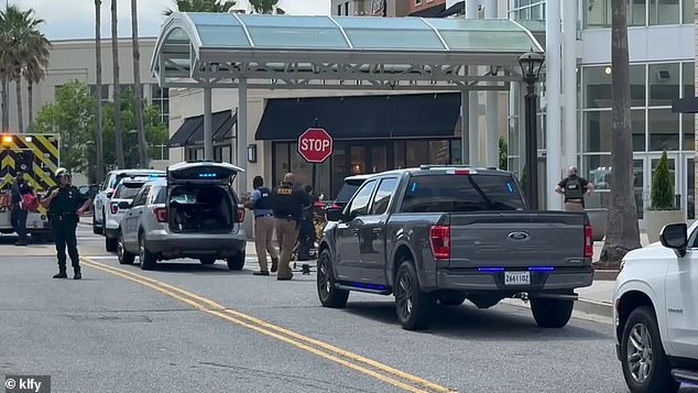 Active shooter at Louisiana mall food court leaves at least six injured