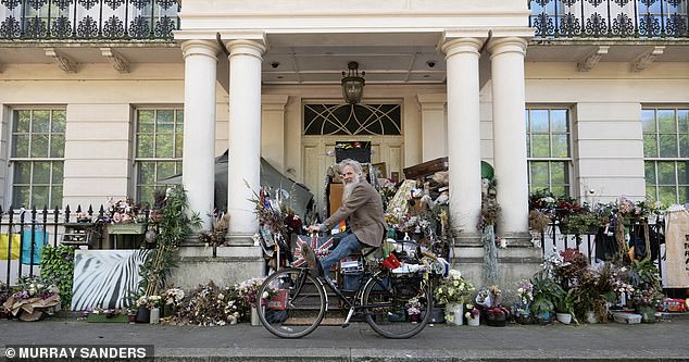 Bizarre saga of this homeless Swede in tweed who became the sole resident of London’s largest house – except for Buckingham Palace!