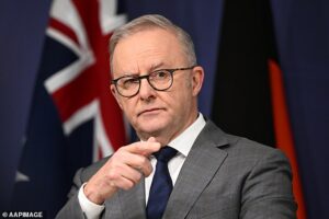 Wild scenes as protesters gatecrash Chamber of Minerals and Energy WA function attended by Anthony Albanese