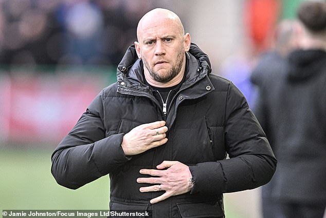 Of course we won’t lie down! Hibs fans are in a quandary but manager Gray insists he is only thinking of beating Celtic