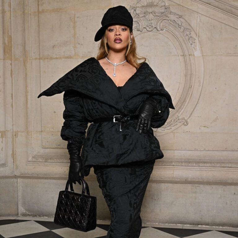 Rihanna Shuts Down Baby No. 4 Pregnancy Rumors on Instagram