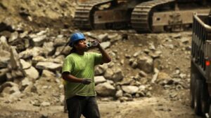 Los síntomas del golpe de calor y el agotamiento por calor » Yale Climate Connections