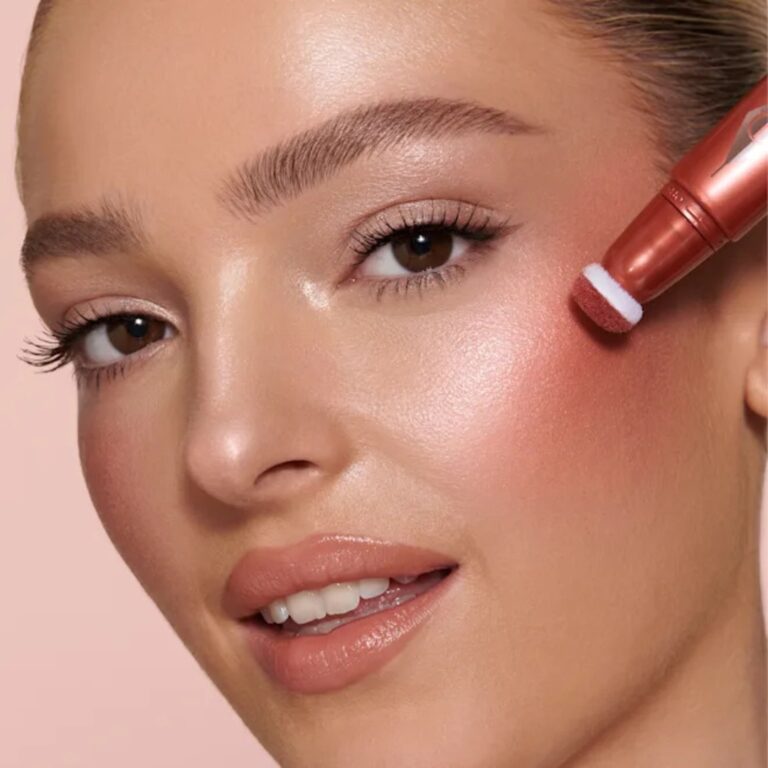 Charlotte Tilbury Beauty Light Wand Amazon Sale for “Supermodel Cheekbones”