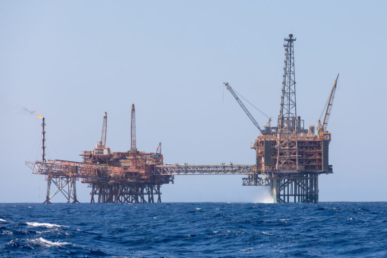 Rearranging the deck chairs! – Greenpeace Australia Pacific