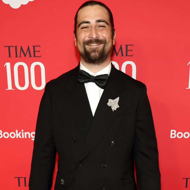 Noah Kahan on Staying Grounded, Mental Health